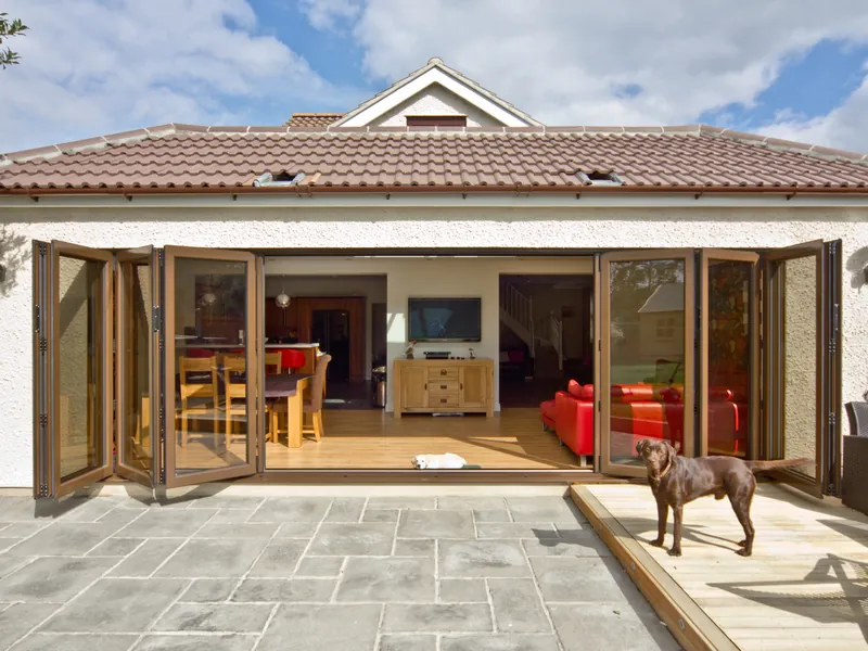 Bifold Balham